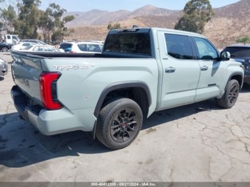 Toyota Tundra II 2023 Toyota Tundra Limited, 2023r., 4x4, 3.6L 3.6 Benzyna 389KM, zdjęcie 2