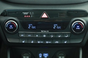 Hyundai Tucson III SUV 1.6 T-GDI 177KM 2015 Hyundai Tucson 1.6 T-GDI, Salon Polska, zdjęcie 9