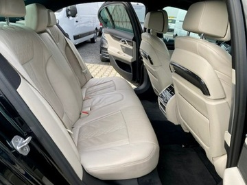 BMW Seria 7 G11-G12 Sedan 750d 400KM 2017 BMW 750 SALON PL / X-Drive / VOLL / 400 KM / M, zdjęcie 8