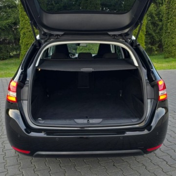 Peugeot 308 II SW Facelifting 1.2 PureTech 130KM 2019 Peugeot 308 T9 1.2 Benzyna PureTech 130 S&amp;S, zdjęcie 18