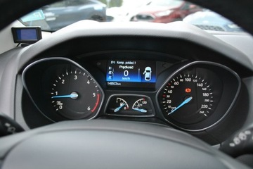 Ford Focus III Hatchback 5d facelifting 1.5 TDCi 95KM 2018 Ford Focus Hatchback Trend 1,5 TDCi 95KM ASO Forda, zdjęcie 14