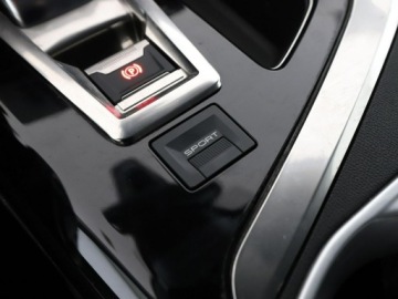 Peugeot 5008 II Crossover 1.5 BlueHDI 130KM 2019 Peugeot 5008 7os. Automat Navi Czujniki parkowania, zdjęcie 30