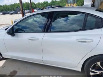 Volvo S60 III 2024 Volvo S60 B5 Core Dark Theme 2024 2.0l 2.0 Benzyna 247KM, zdjęcie 2