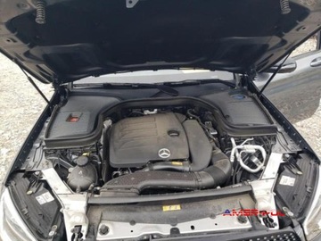 Mercedes CLC 2021 Mercedes-Benz CLC 2021 r.,2,0L 300 4MATIC 2.0 Benzyna 255KM, zdjęcie 11