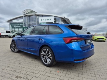 Skoda Octavia IV Liftback 1.5 TSI EVO 150KM 2026 Skoda Octavia SPORTLINE 1.5 TSI DSG z placu 150 KM, zdjęcie 2