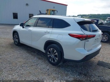 Toyota Highlander III 2022 Toyota Highlander xle, 2021r., 4x4, 3.5L 3.5 Benzyna 295KM, zdjęcie 3