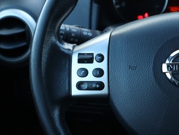 Nissan Note I Mikrovan Facelifting 1.4 88KM 2013 Nissan Note 1.4, Salon Polska, Klima, Klimatronic, zdjęcie 15