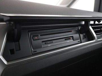 Volkswagen Touran III 1.4 TSI 150KM 2017 Volkswagen Touran DSG klima auto navi panorama, zdjęcie 37