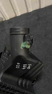 13717612014 POUZDRO FILTRU VZDUCHU 528 I XDRIVE 180 2012 BMW 5 (F10)