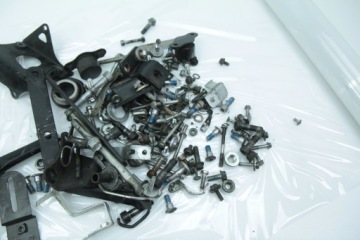 SUZUKI GSF 1250 BANDIT 07-12 БОЛТЫ ВИНТЫ