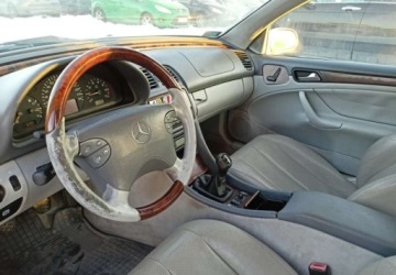 Mercedes CLK W208 2000 Mercedes-Benz CLK Mercedes-Benz CLK 230 Kompressor 2.3 BenzynaLPG 193KM, zdjęcie 5