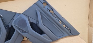 КОЖАНЫЕ БОКОВИНЫ PASSAT B8 COMBI, КАК НОВЫЕ, ДЛЯ ЗАДНИХ СТОРОН