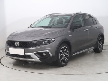 Fiat Tipo II Hatchback Facelifting 1.6 MultiJet 130KM 2022 Fiat Tipo 1.6 MultiJet, Salon Polska, zdjęcie 1