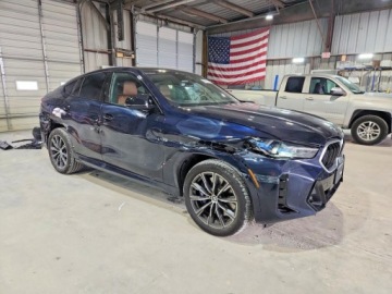 BMW X6 G06 2025 BMW X6 M60i 2025 4.4 Benzyna 523KM, zdjęcie 4