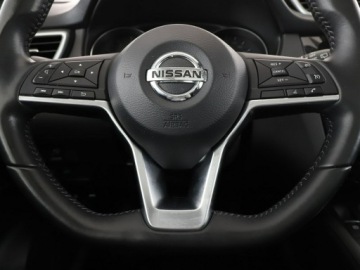Nissan Qashqai II Crossover Facelifting 1.3 DIG-T  160KM 2019 Nissan Qashqai automat panorama navi klima auto, zdjęcie 20