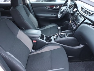 Nissan Qashqai II Crossover Facelifting 1.3DIG-T 140KM 2019 Nissan Qashqai 1.3 DIG-T, Salon Polska, zdjęcie 8