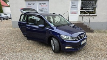 Volkswagen Touran III 1.6 TDI 110KM 2016 Volkswagen Touran 1,6 TDI 110 KM NAVI klimatronic OPLACONY 1.6 Diesel, zdjęcie 21