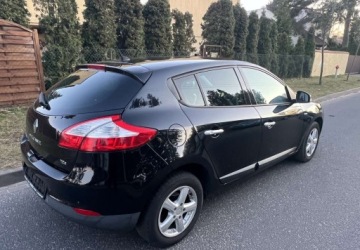 Renault Megane III Hatchback 1.4 16v TCe 130KM 2011 Renault Megane Renault Megane III 1,4TCE 130 km wersja Bose Bezwypadkowa, zdjęcie 4