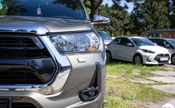 Toyota Hilux VIII Podwójna kabina Facelifting 2.8 D-4D 204KM 2024 Toyota Hilux Active Automat Wyprzedaz 2024 HAK 2.8 Diesel 204KM, zdjęcie 3