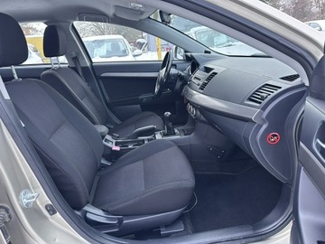 Mitsubishi Lancer IX Sedan 1.5 MIVEC 109KM 2008 Mitsubishi Lancer 1.5 benzyna/Bogata wersja/Zamian, zdjęcie 17