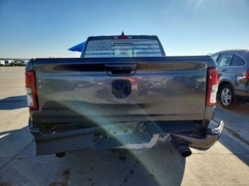  RAM 1500 Lone Star 2022 5.7 Benzyna 395KM, zdjęcie 2