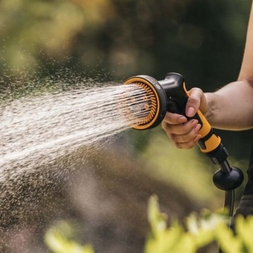 Пистолет-распылитель FISKARS MULTI 1065482 Передний