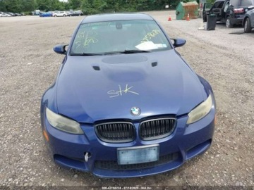 BMW Seria 3 E90-91-92-93 2010 BMW M3 2010 4.0l 4.0 Benzyna 414KM, zdjęcie 7