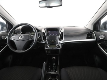  SsangYong Korando automat klima auto grzane fotele, zdjęcie 14