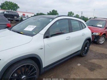 Mercedes GLA II 2022 Mercedes-Benz GLA 45 AMG 4Matic 2022 2.0l 2.0 Benzyna 382KM, zdjęcie 2