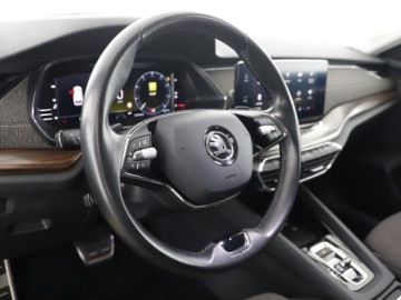 Skoda Octavia IV Scout 2.0 TDI 150KM 2022 Skoda Octavia Combi SCOUT 2.0TDI 150KM 4X4 ACC Kam, zdjęcie 12