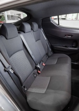 Toyota C-HR I Crossover Facelifting 1.8 Hybrid 122KM 2023 Toyota C-HR 1.8 Hybrid Style 1.8 Hybryda 122KM, zdjęcie 5