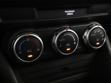 Mazda CX-3 Crossover Facelifting 2.0 Skyactiv-G 121KM 2019 Mazda CX-3 2.0 Skyactiv-G Exceed Klimatyzacja Navi, zdjęcie 25