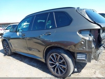 BMW X5 G05 2023 BMW X5 M M50 i 2023 4.4 Benzyna 523KM, zdjęcie 7