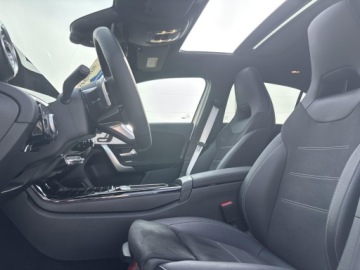 Mercedes Klasa A W177/V177 2025 Mercedes-Benz A 250 Hybryda / AMG Line/ Panorama/, zdjęcie 18