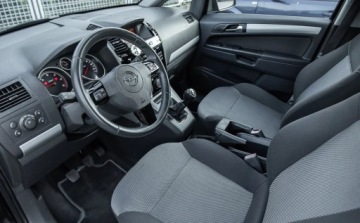 Opel Zafira B 1.7 CDTI ecoFLEX 110KM 2011 Opel Zafira 1.7CDTI 110KM Lift Alu Pdc Clima 7os Serwis Gwarancjia 1.7, zdjęcie 14