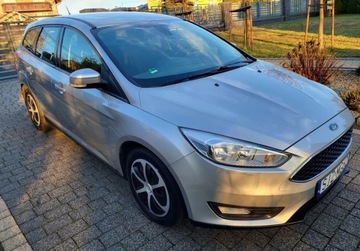 Ford Focus III Kombi Facelifting 1.0 EcoBoost 125KM 2017 Ford Focus Benzyna 125KM, zdjęcie 10