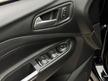 Ford Kuga II SUV Facelifting 2.0 TDCi 150KM 2018 Ford Kuga Titanium / Kamera cofania / CarPlay / Ke, zdjęcie 19