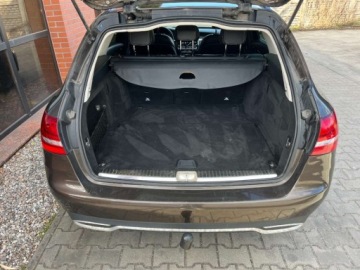 Mercedes Klasa C W205 Kombi 200 BlueTEC 136KM 2014 Mercedes-Benz Klasa C 1.6 diesel 136 KM 6 biegow zarej w PL zadbany mo, zdjęcie 25
