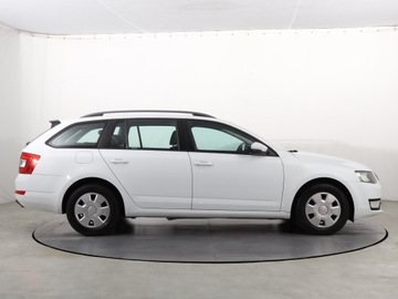 Skoda Octavia III Kombi 1.6 TDI CR DPF 110KM 2014 Skoda Octavia 1.6 TDI, Salon Polska, Klima, zdjęcie 5
