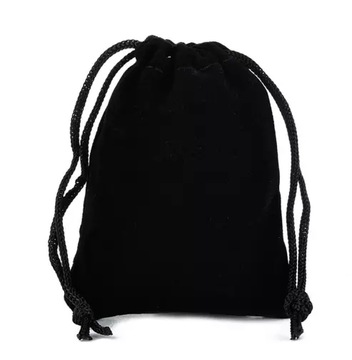 CZARNY AKSAMITNY WORECZEK KOŚCI MONETY SAKIEWKA 7X9 CM