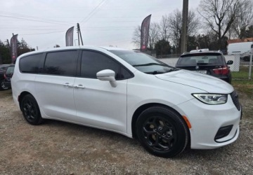 Chrysler Pacifica II 3.6 V6 Hybrid 264KM 2022 Chrysler Pacifica 3.6 eHybrid Touring L/S Skóry Kamery 360 Monitory FV 23%, zdjęcie 10