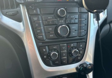 Opel Astra J Sports Tourer 1.7 CDTI ECOTEC 110KM 2012 Opel Astra 2012 r. 1.7 Diesel 110KM, zdjęcie 12