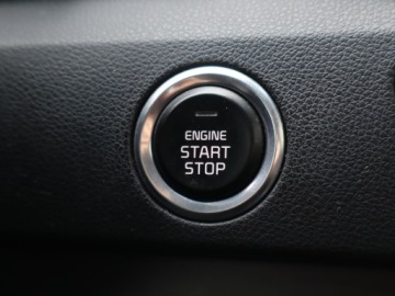 Kia Niro I Crossover 1.6 GDi Hybrid 141KM 2016 Kia Niro Hybrid, Salon Polska, Serwis ASO, zdjęcie 15