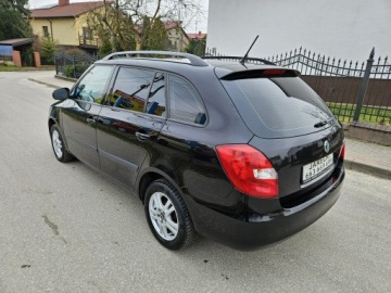Skoda Fabia II Kombi Facelifting 1.2 HTP 70KM 2013 Škoda Fabia Skoda Fabia Opłacona Zdrowa Zadbana, zdjęcie 5