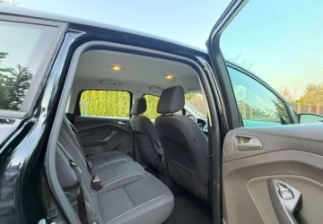 Ford C-MAX II Grand C-MAX Facelifting 1.5 TDCi 95KM 2015 Ford C-MAX Ford C-MAX 1.5 TDCi Start-Stop-System COOLampCONNECT 1.5 95KM, zdjęcie 25
