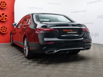 Mercedes Klasa E W213 Limuzyna Facelifting 2.0 220d 200KM 2022 MERCEDES-BENZ E Klasa 220 d 4-Matic 2.0 (200KM) 2022, zdjęcie 31