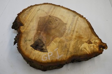 Срез каштана 58х49см Толщина: 7 см для смол