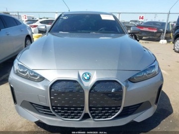 BMW i4 2024 BMW i4 EDRIVE35 2024, od ubezpieczalni Elektryczny 281KM, zdjęcie 2