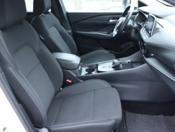 Nissan Qashqai III Crossover 1.3 DIG-T MHEV 158KM 2023 Nissan Qashqai 1.3 DIG-T MHEV, Salon Polska, zdjęcie 8