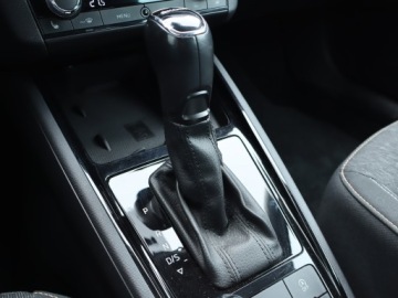 Skoda Kamiq Crossover 1.5 TSI 150KM 2021 Skoda Kamiq 1.5 TSI, Salon Polska, Serwis ASO, zdjęcie 12